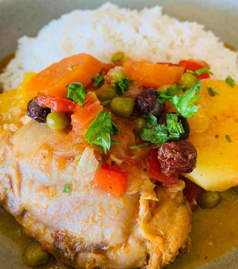 Receta Estofado de Pollo Colombiano Típica + Casera y Fácil