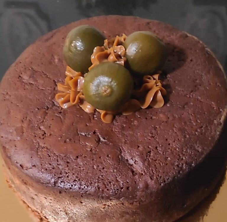 Receta tipica y casera de Torta negra colombiana