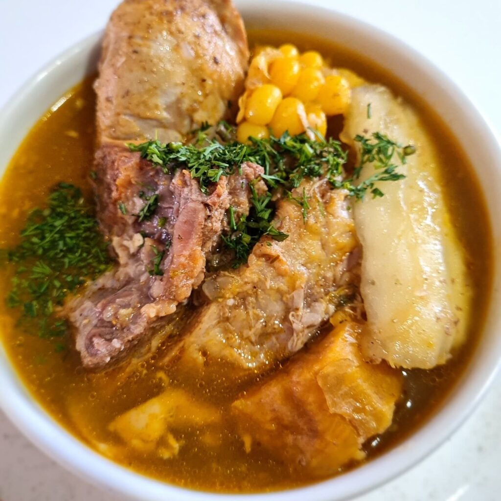 Receta para hacer sancocho trifásico colombiano